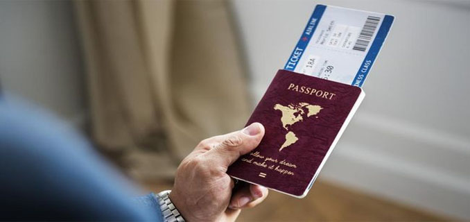 Travelling Bebas Visa, Ini 10 Paspor Terkuat di Dunia 2025