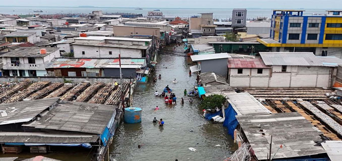 6 Fakta Banjir Rob Parah Landa Jakarta Utara