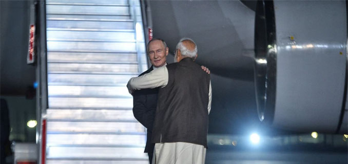 PM Modi Peluk Putin di New Delhi, Langgar Protokol Resmi