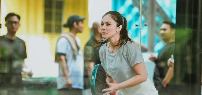 Wulan Guritno Tetap Tangguh Main Padel Meski Sempat Robek Otot