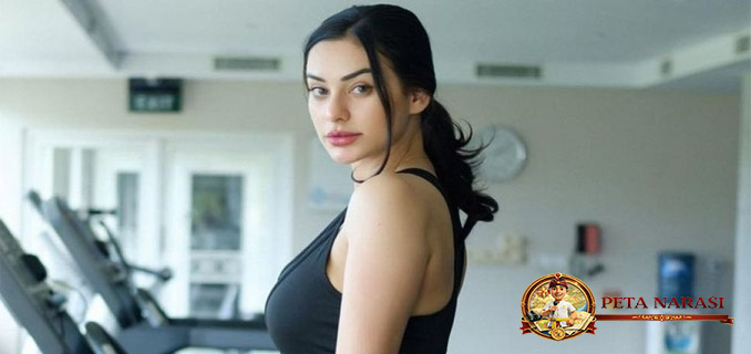 Geger! Nora Alexandra Akui Menyesal Besarkan Payudara