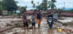 Mencekam! Banjir Bandang Terjang Maninjau Sumbar 5 Kali dalam Sehari